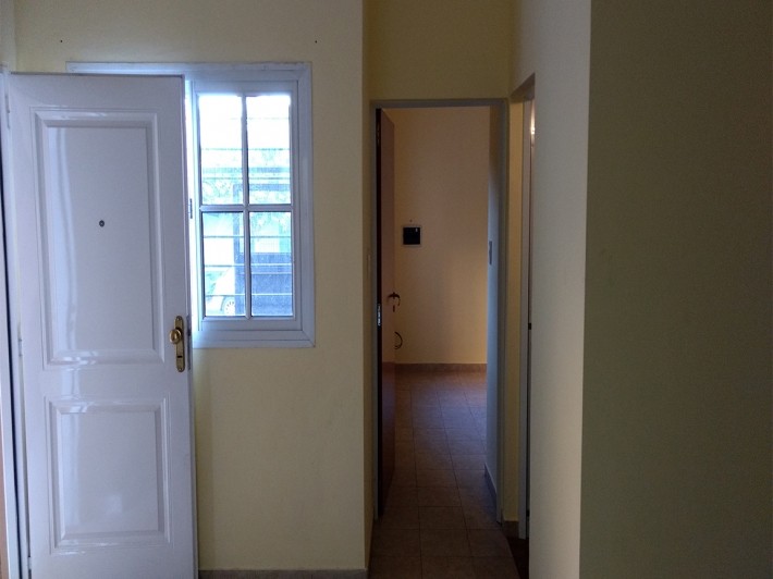 COMODO  DEPARTAMENTO DE UN DORMITORIO EN PLANTA BAJA