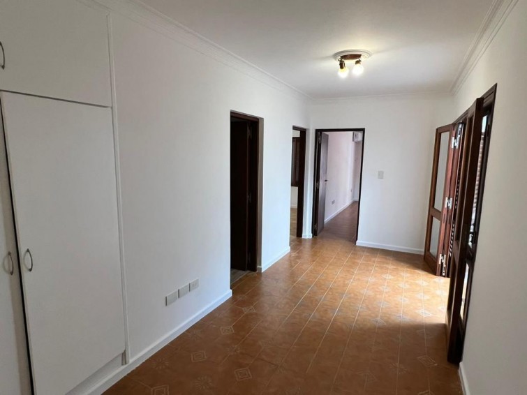 CASA 3 DORMITORIOS EN ALQUILER