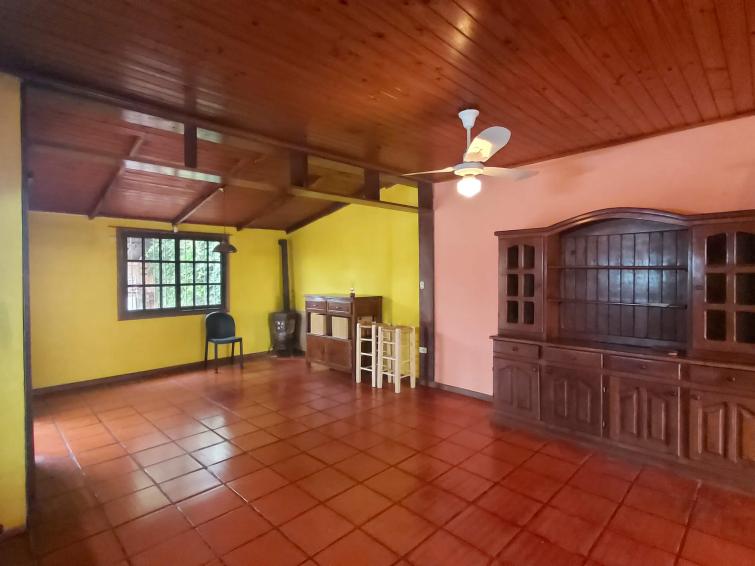ALQUILER CASA 3 DORMITORIOS
