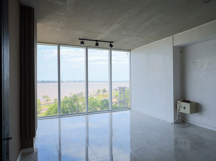 PISO COMPLETO CON 8 OFICINAS EN  ALQUILER EN POSADAS