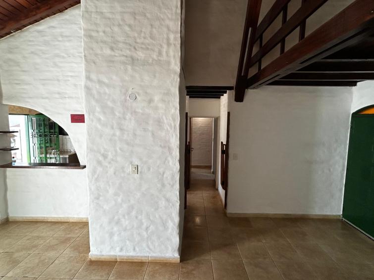 CASA 3 DORMITORIOS EN ALQUILER
