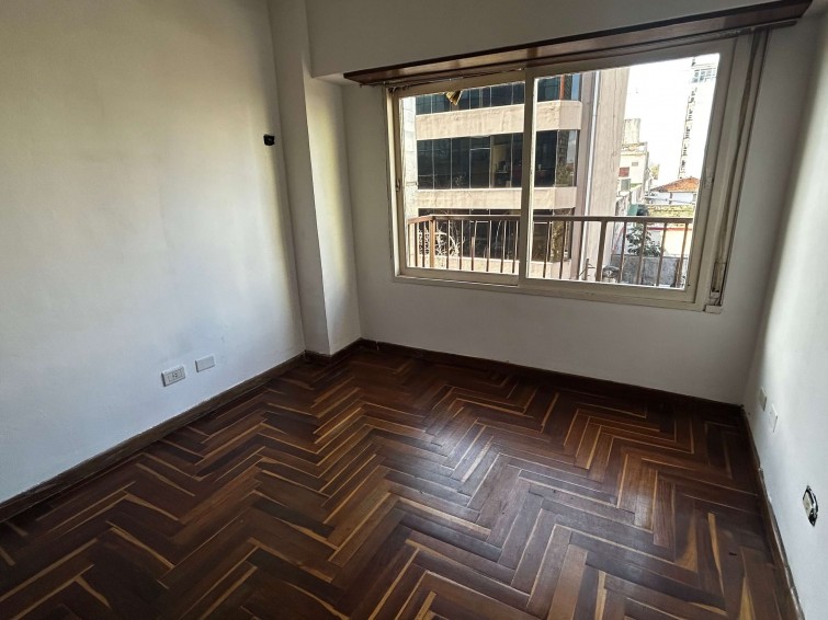 Departamento centrico de 4 dormitorios