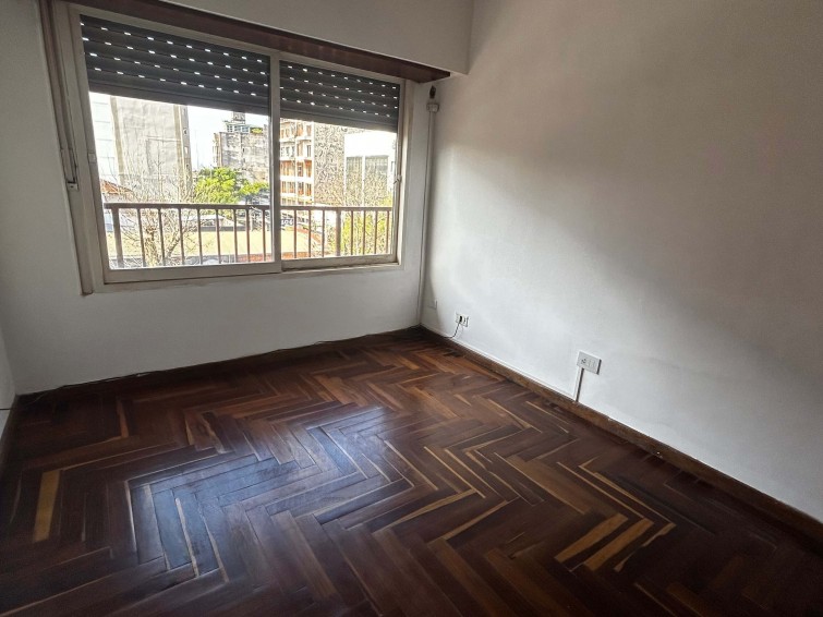 Departamento centrico de 4 dormitorios
