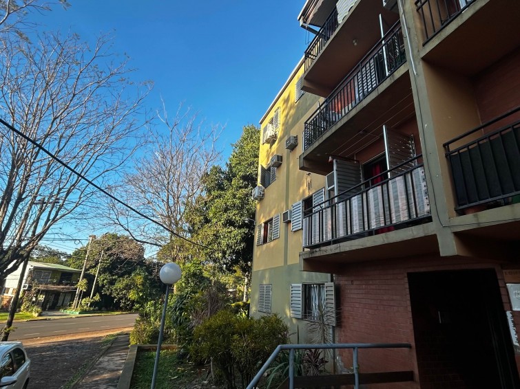 EN VENTA DPTO. 3 DORMITORIOS CH.106