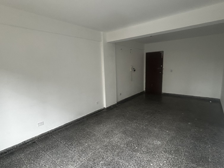 LOCAL COMERCIAL CENTRICO EN ALQUILER