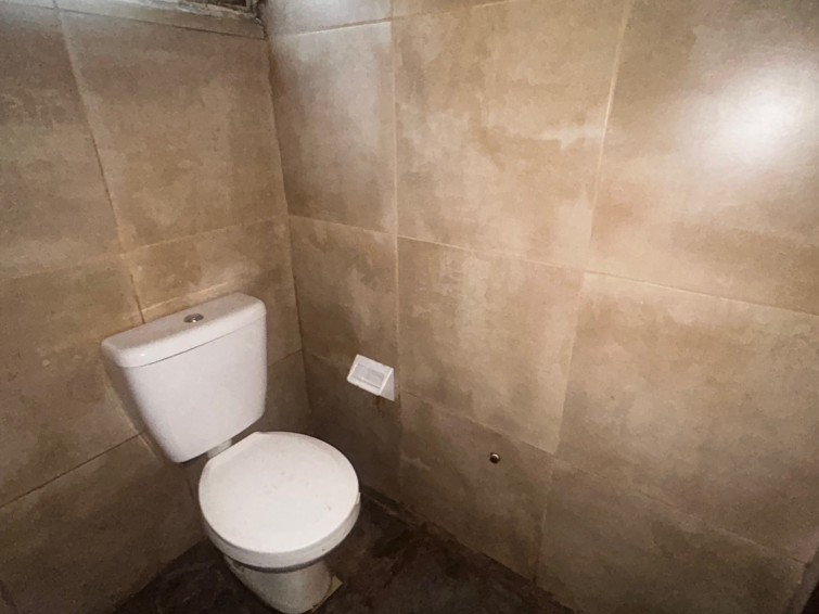 LOCAL COMERCIAL EN ALQUILER– AV. MITRE