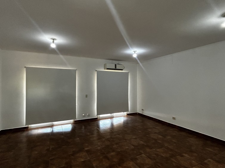 CASA EN ALQUILER EN ITAEMBE GUAZU