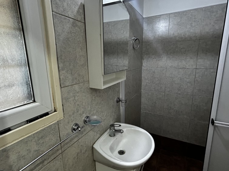 CASA EN ALQUILER EN ITAEMBE GUAZU