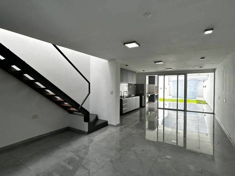 DUPLEX A ESTRENAR EN VENTA – 3 dormitorios en suite