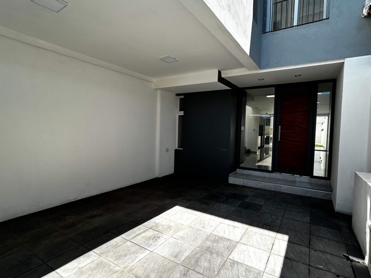 DUPLEX A ESTRENAR EN VENTA – 3 dormitorios en suite