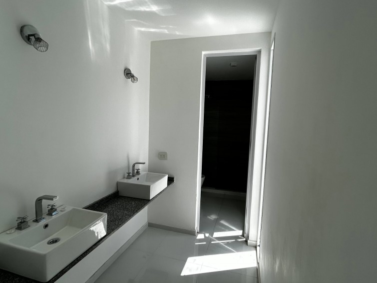 DUPLEX A ESTRENAR EN VENTA – 3 dormitorios en suite