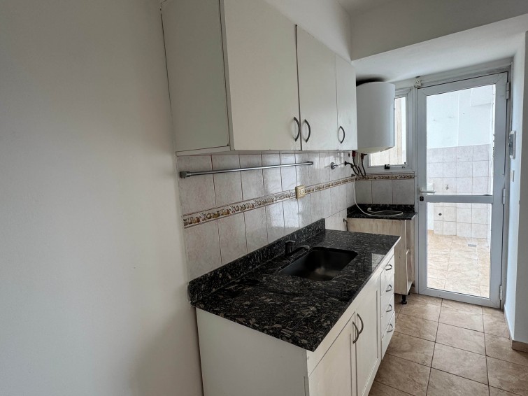 DEPARTAMENTO 2 DORMITORIOS EN ALQUILER CON BALCON