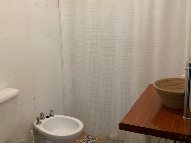 CASA CON QUINCHO Y PILETA