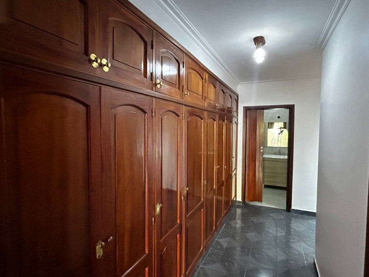 DEPARTAMENTO 4 DORMITORIOS EN ALQUILER