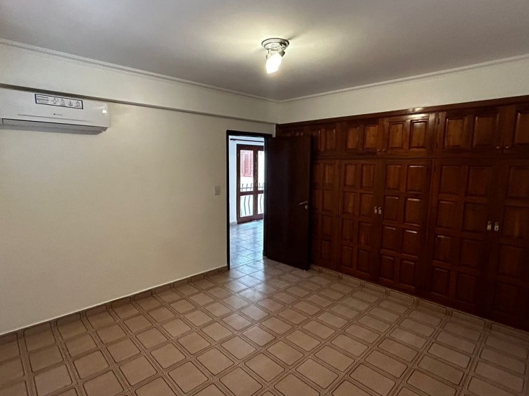 DEPARTAMENTO 4 DORMITORIOS EN ALQUILER