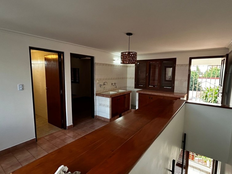 DEPARTAMENTO 4 DORMITORIOS EN ALQUILER