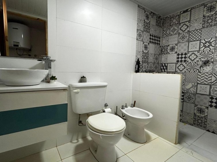 EN VENTA CASA 3 DORMITORIOS