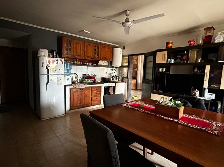 EN VENTA CASA 3 DORMITORIOS