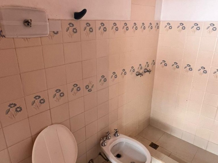 EN VENTA CASA CENTRICA