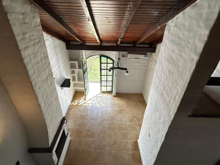 CASA 3 DORMITORIOS EN ALQUILER