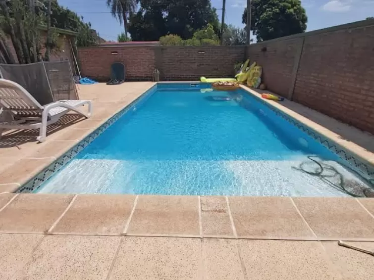 IMPORTANTE CASA EN ALQUILER