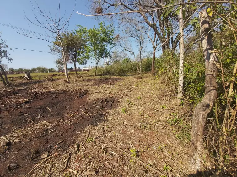 EN VENTA EXCELENTES TERRENOS EN ESQUINA