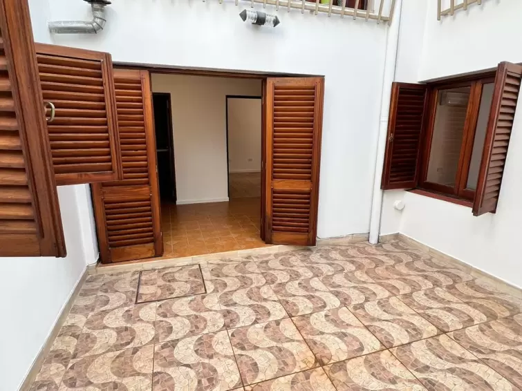 EN VENTA CASA CENTRICA