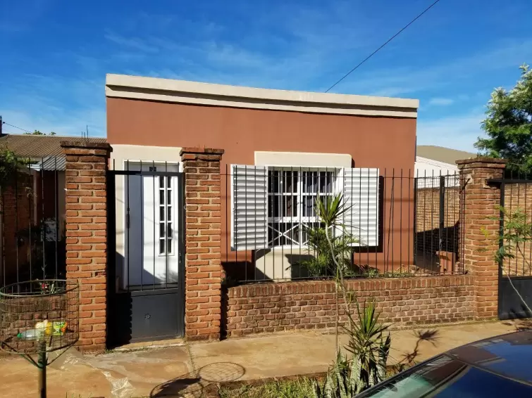 LINDA CASA DE 3 DORMITORIOS
