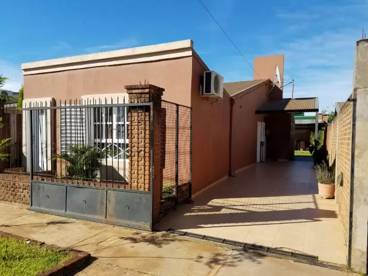 LINDA CASA DE 3 DORMITORIOS