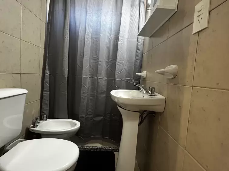 DEPARTAMENTO CENTRICO EN ALQUILER –MONOAMBIENTE A ESTRENAR