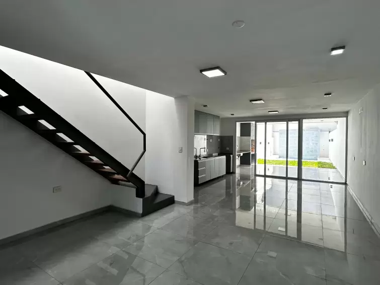 DUPLEX A ESTRENAR EN VENTA – 3 dormitorios en suite