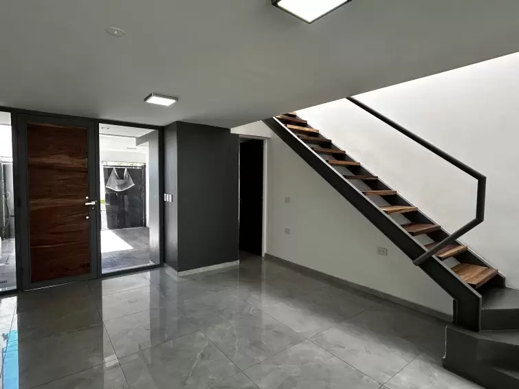 DUPLEX A ESTRENAR EN VENTA – 3 dormitorios en suite