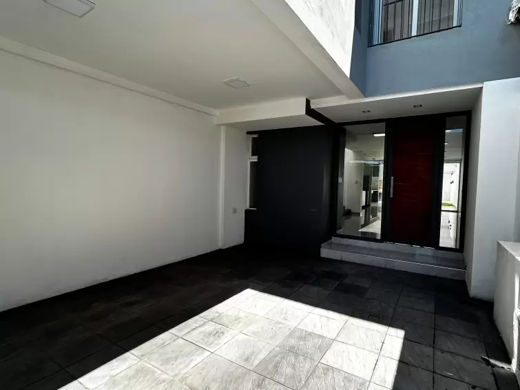 DUPLEX A ESTRENAR EN VENTA – 3 dormitorios en suite