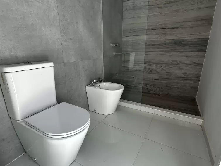 DUPLEX A ESTRENAR EN VENTA – 3 dormitorios en suite