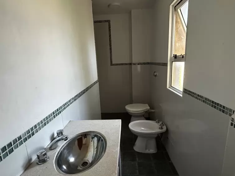 HERMOSO DPTO. DE 2 DORMITORIOS EN ALQUILER