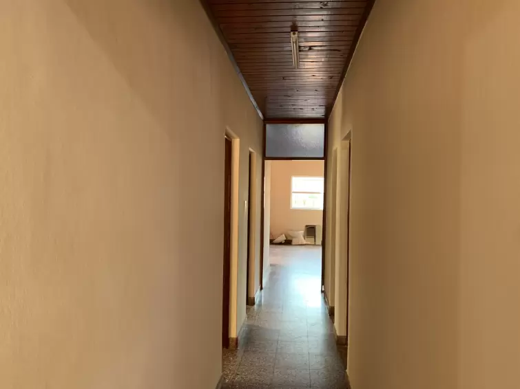 EN ALQUILER CASA 3 DORMITORIOS