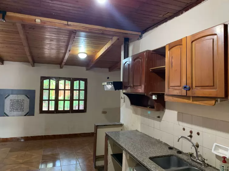 ALQUILER COMODA CASA 3 DORMITORIOS